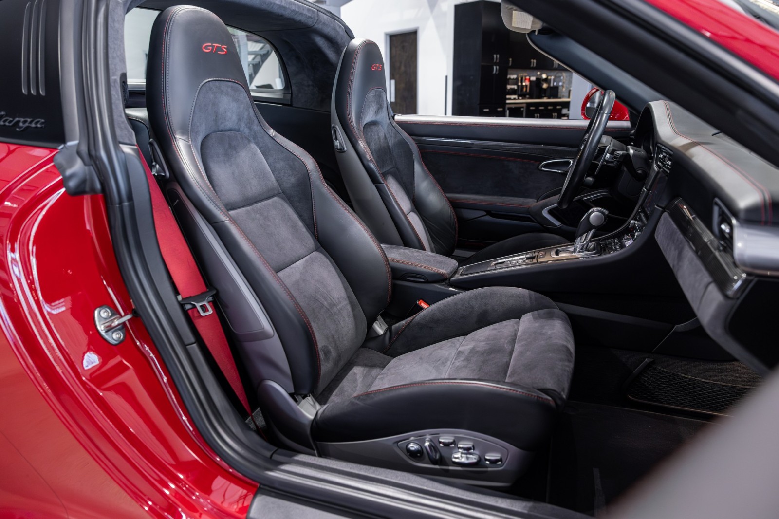 Used Car 2017 Porsche 911  4 Gts For Sale Under $160,000 In Boerne, Texas