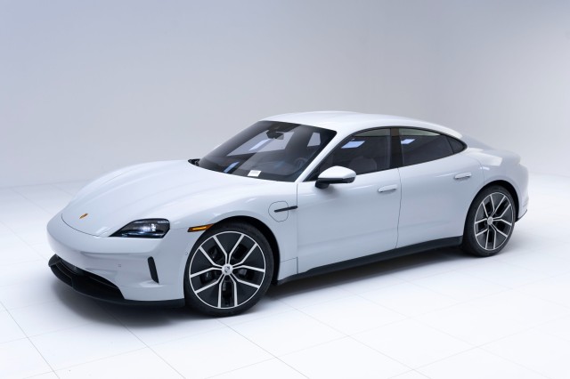 2025  Taycan 4 in , 