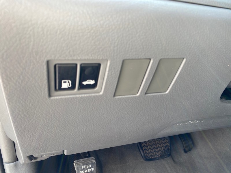 2008 Toyota Avalon XL  SUNROOF 1 OWNER LOW MILES 39,358 in , 