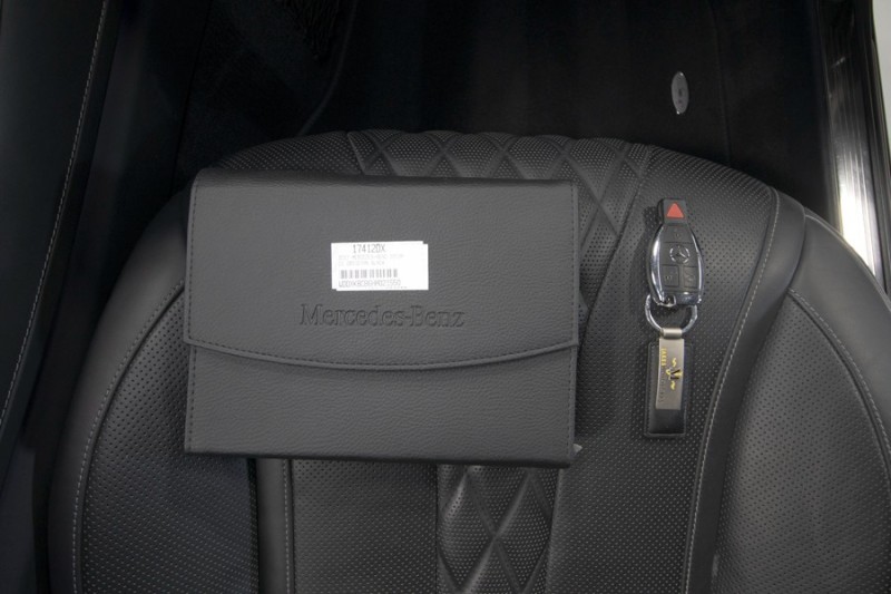 2017 Mercedes-Benz S-Class S 550 DESIGNO Cabriolet ($148,310 MSRP) *ONLY 27,000 MILES in , 