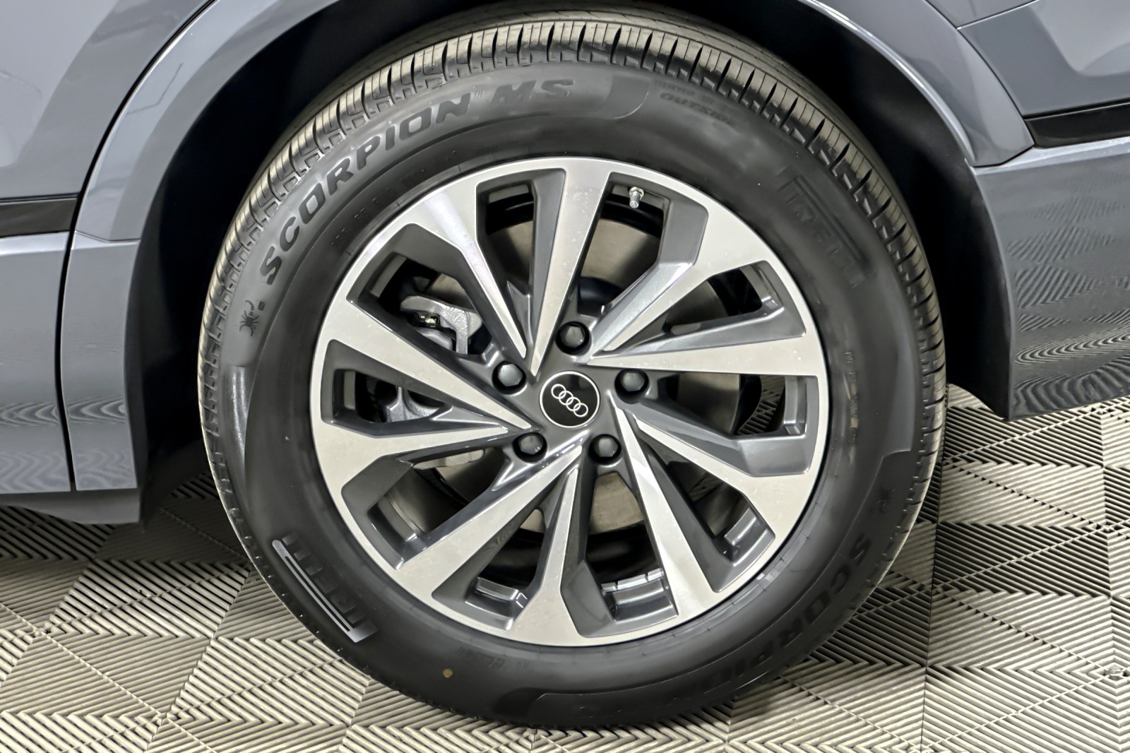 New 2027 Magnet Gray Audi Premium quattro image 24
