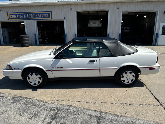1992 Chevrolet Cavalier RS Convertible FWD