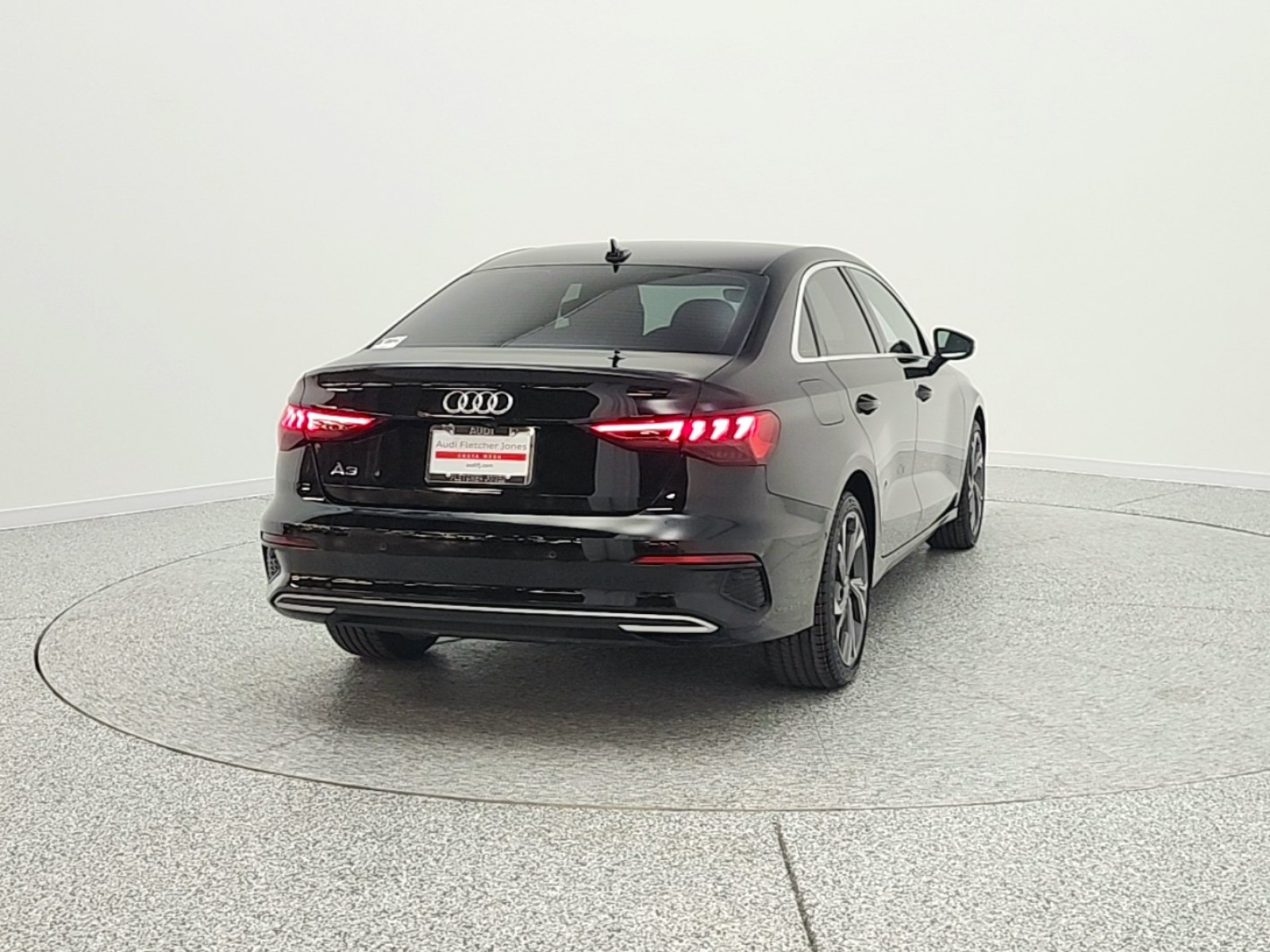 Used 2022 Brilliant Black Audi Premium 40 TFSI image 6