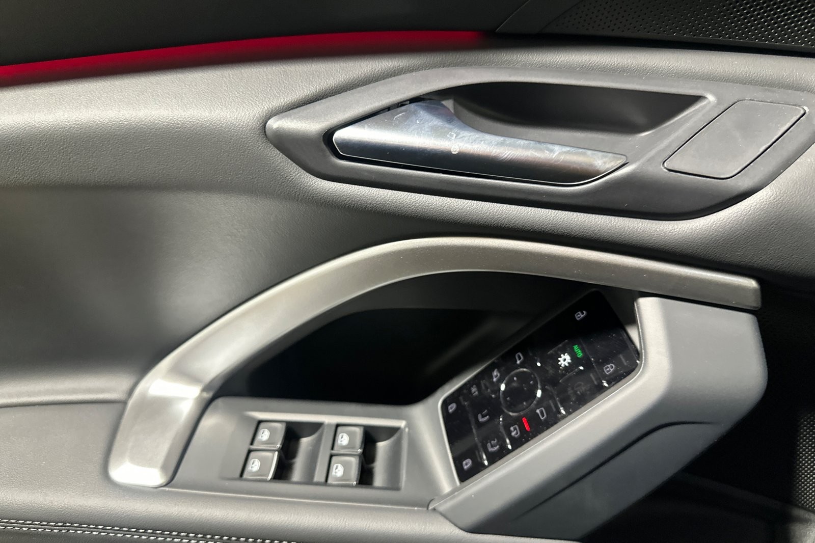 New 2026 Daytona Gray Pearl Effect Audi Premium 2.0 TFSI quattro image 10