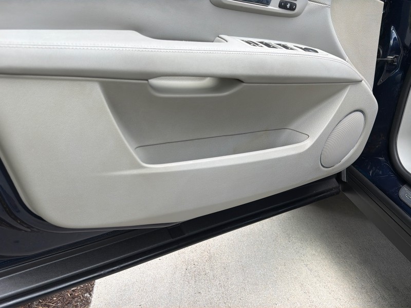 2008 Cadillac SRX SUNROOF LOW MILES 52,938 in , 