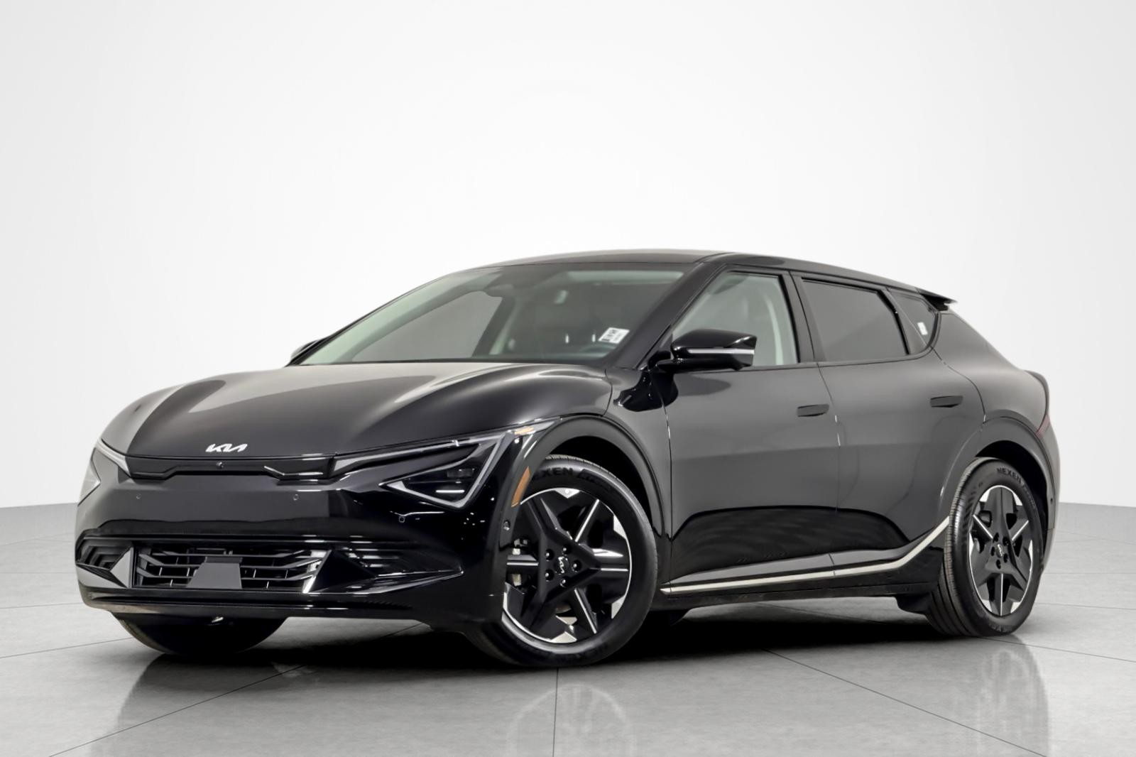 2025 Kia EV6 Light Long Range AWD