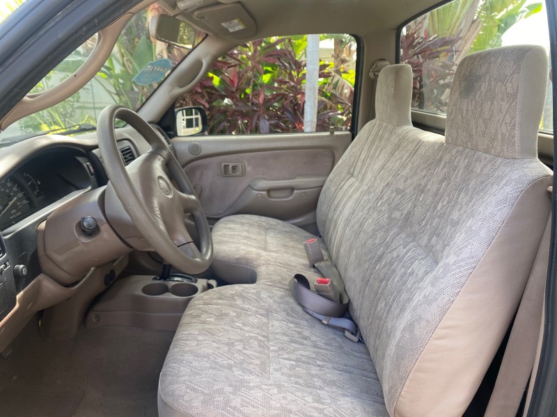 2002 Toyota Tacoma 1 OWNER AUTO AC 4 CYL in , 