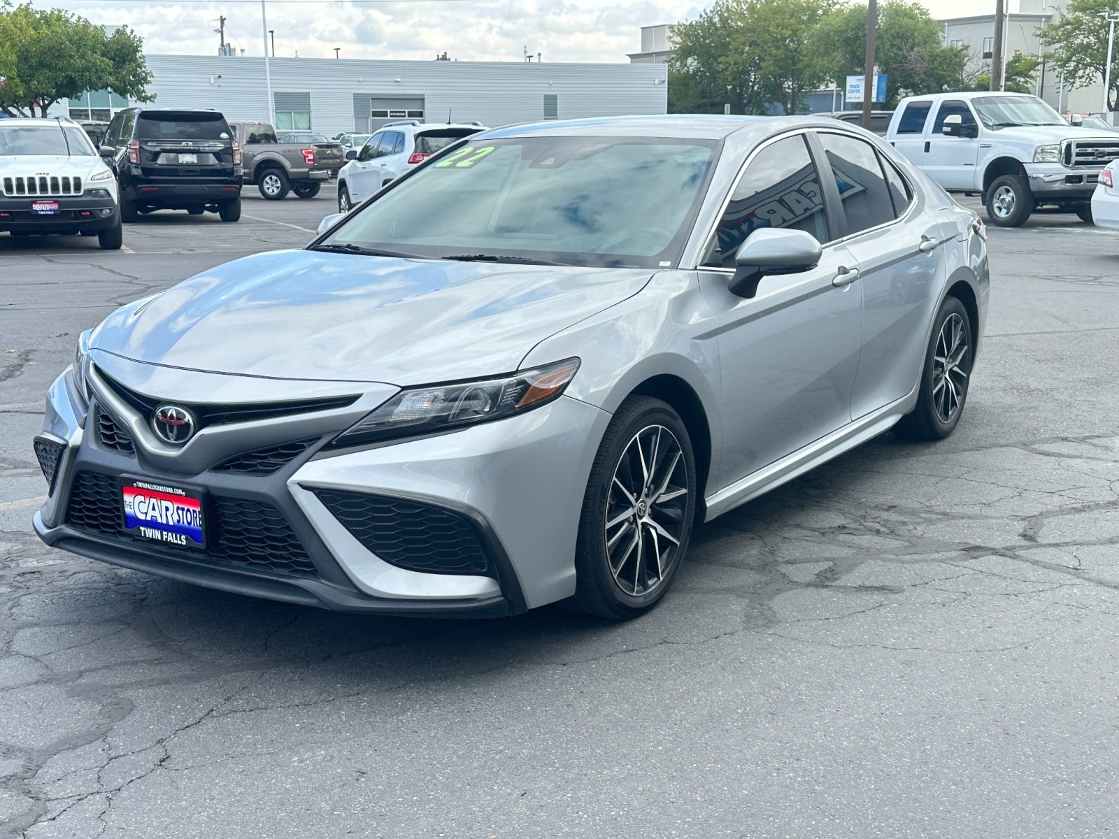 2022 Toyota Camry SE 11