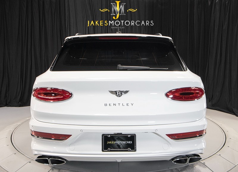 2024 Bentley Bentayga EWB Bentayga EWB Azure ($281,000 MSRP) *1-OWNER* in , 