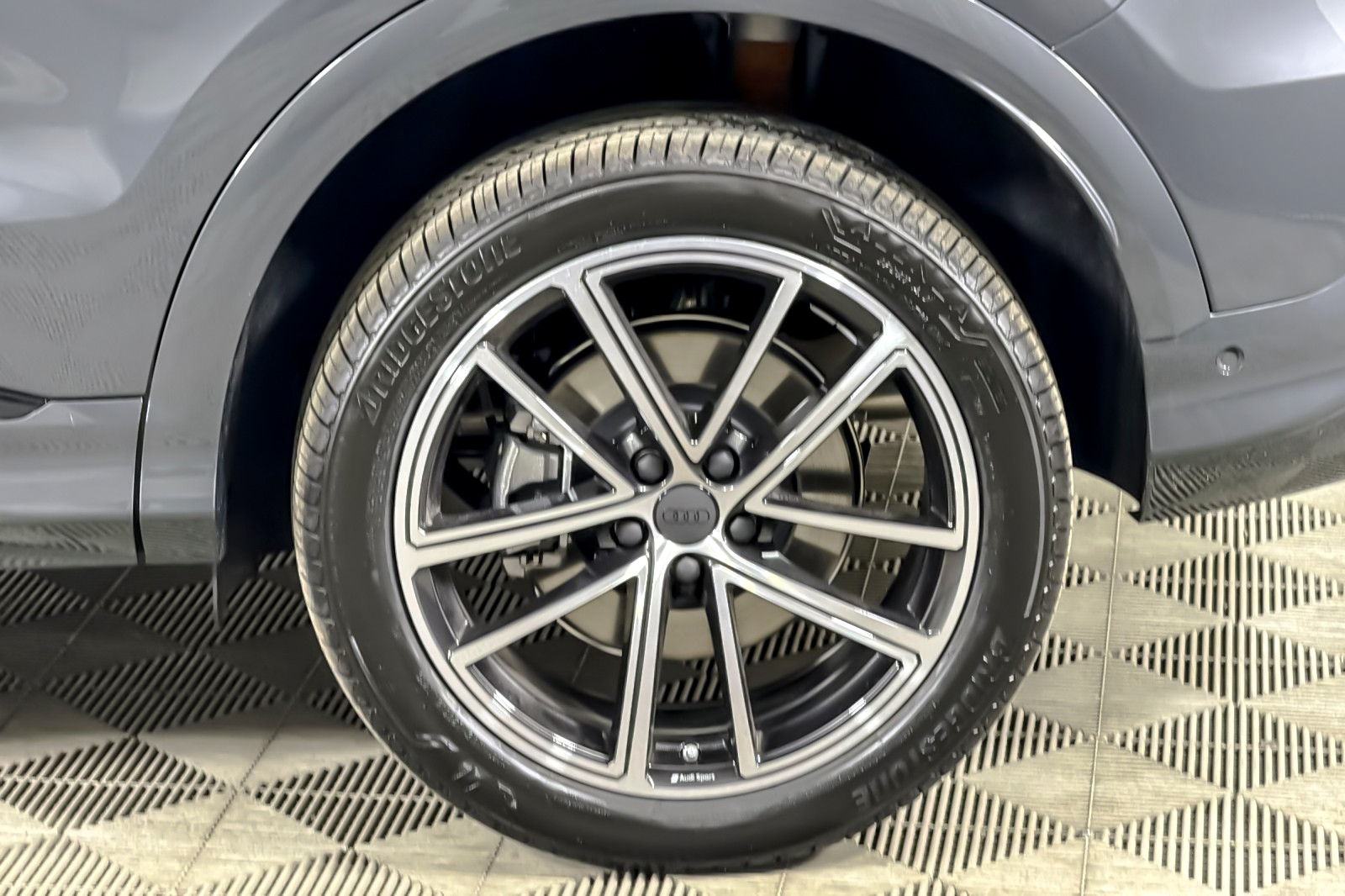 New 2026 Tambora Gray Metallic Audi Premium Plus 2.0 TFSI quattro image 23
