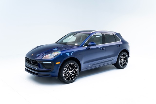 2024  Macan  in , 