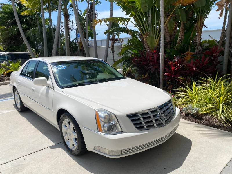 2006 Cadillac DTS LOW MILES 58,287 in , 