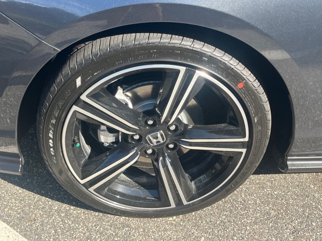 HondaAccord Sedan18