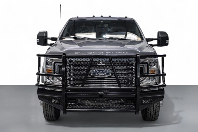 2022 Ford F-350 LARIAT 3