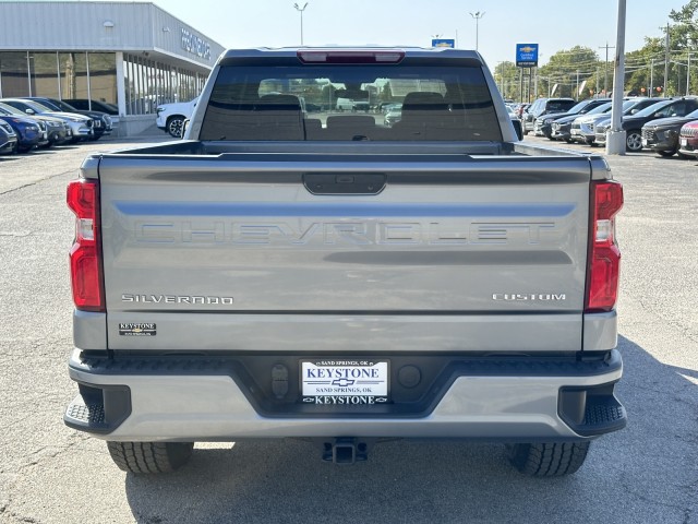 2022 Chevrolet Silverado 1500 LTD Custom 4