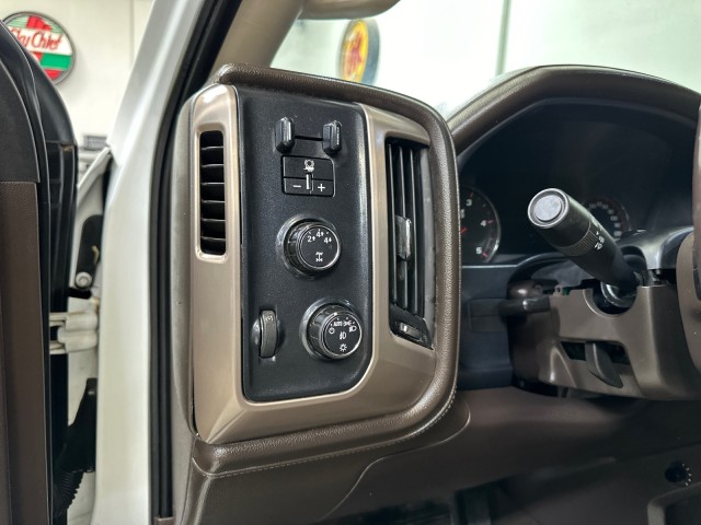 2016 GMC Sierra 3500HD Denali DRW 4WD Duramax in , 