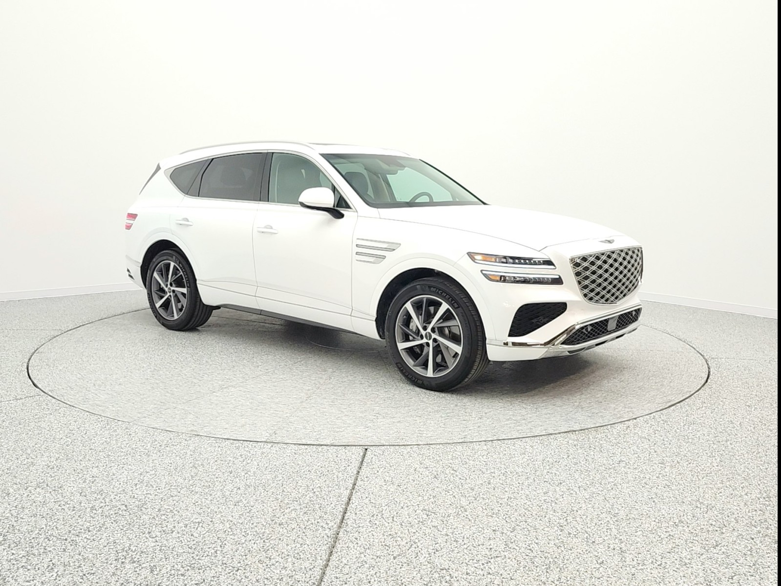 Used 2025 Uyuni White Genesis 2.5T Select AWD image 3