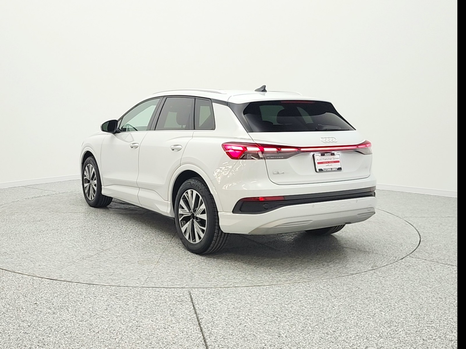 Used 2025 Glacier White Metallic Audi Premium 45 RWD image 7