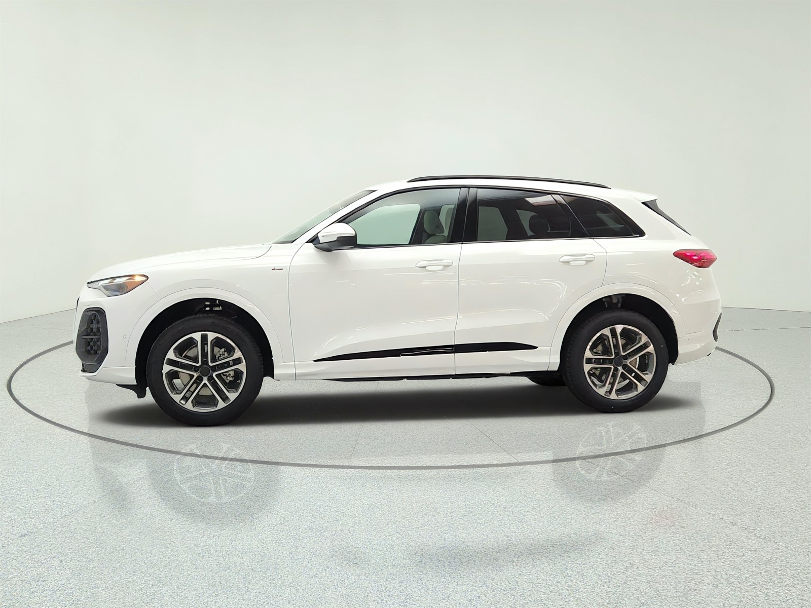 New 2026 Arkona White Audi Premium 2.0 TFSI quattro image 8