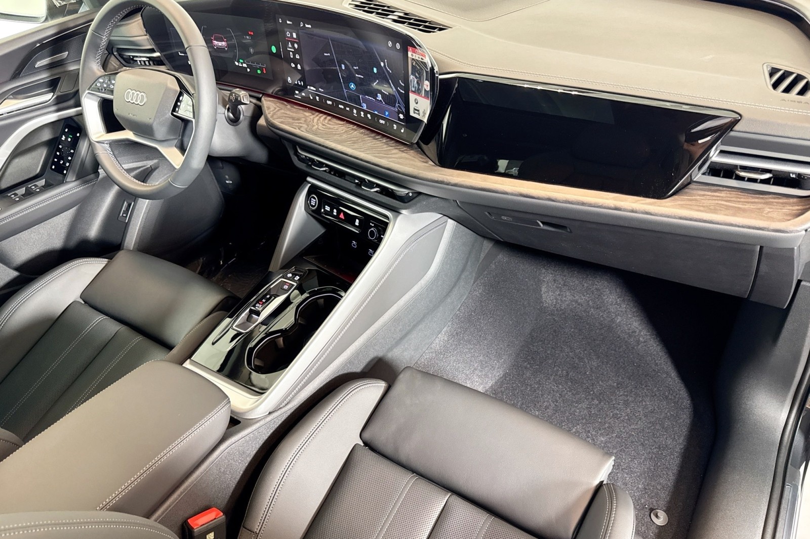 New 2025 Tambora Gray Metallic Audi Premium Plus 2.0 TFSI quattro image 26