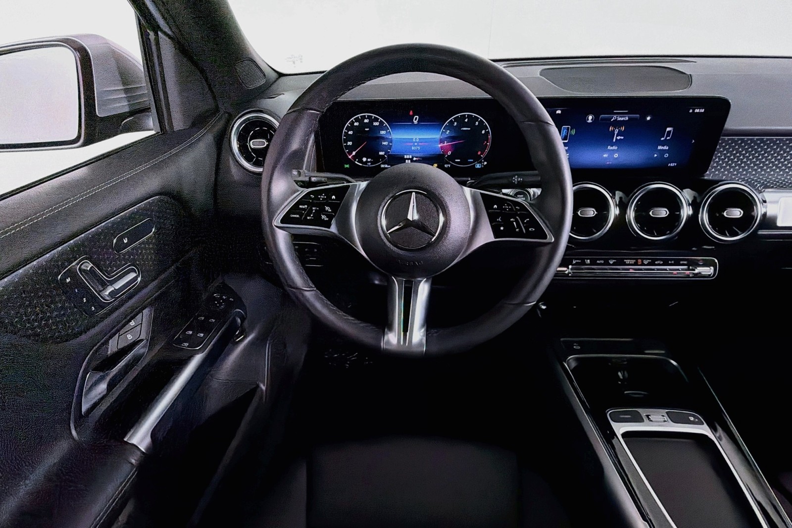 Used 2026 Cirrus Silver Metallic Mercedes-Benz 250 image 4