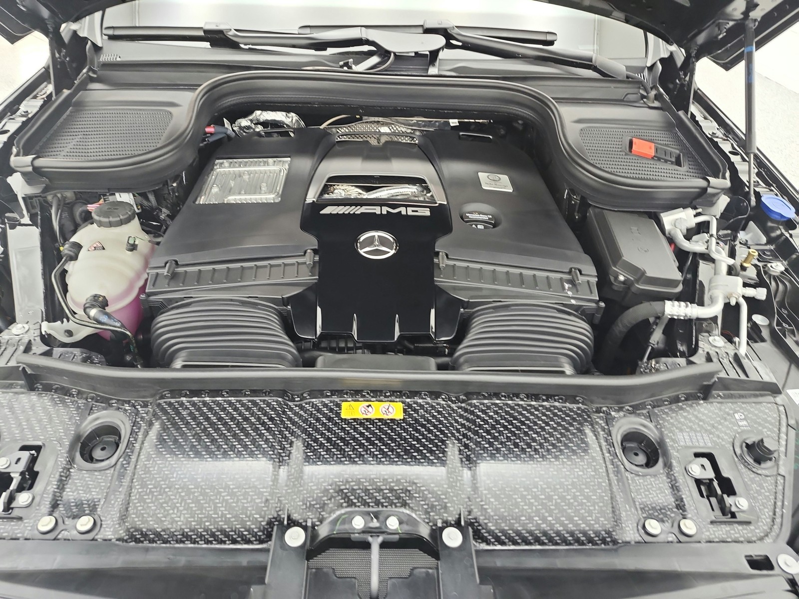 New 2026 Obsidian Black Metallic Mercedes-Benz AMG® GLE 63 S image 12