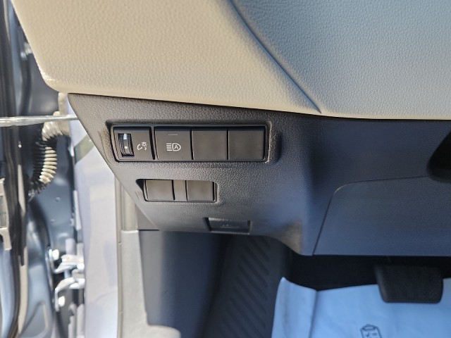 ToyotaCorolla Cross21