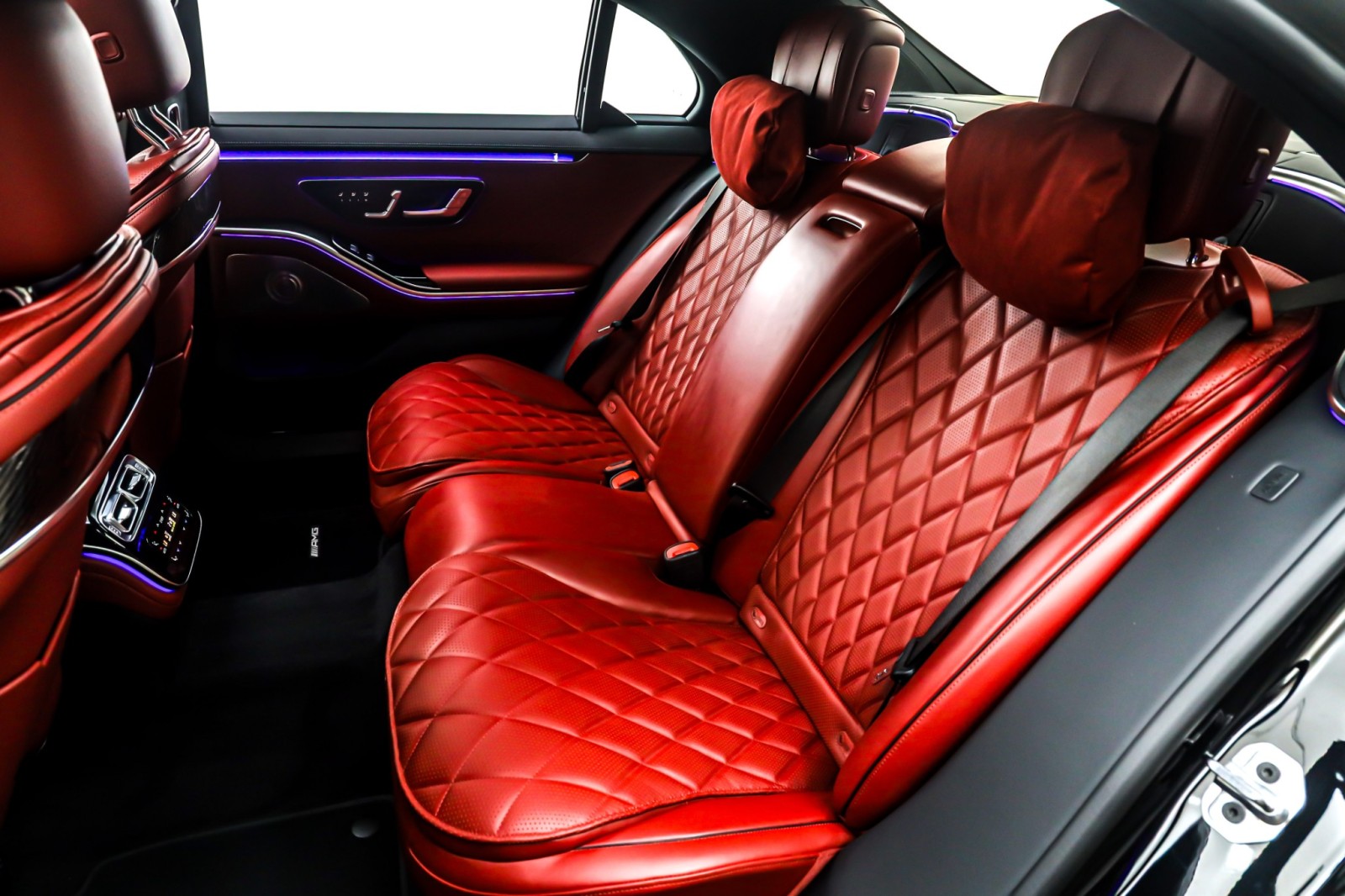 New 2026 Black Mercedes-Benz S 580 image 8