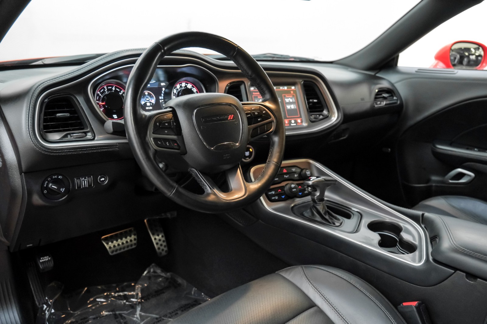 2022 Dodge Challenger SXT PlusPkg DrvrConvncPkg AlpineAudio UconnectNav 14