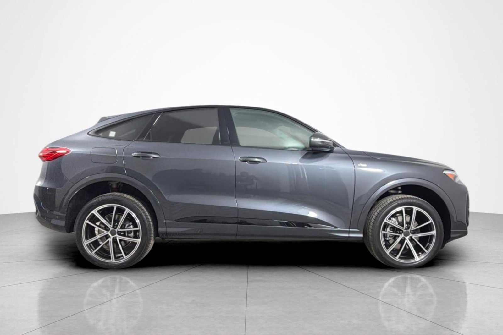 New 2026 Tambora Gray Metallic Audi Premium Plus 2.0 TFSI quattro image 7