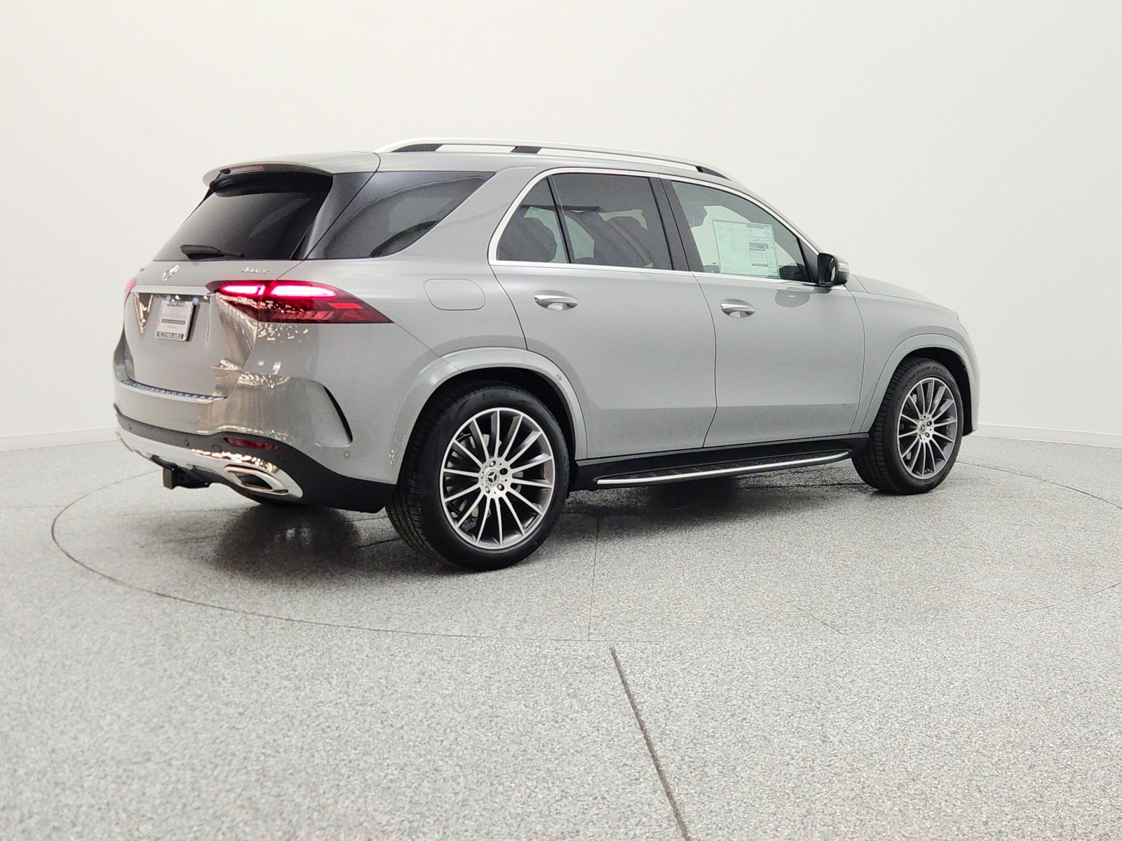 New 2026 MANUFAKTUR Alpine Grey Mercedes-Benz GLE 580 4MATIC® SUV image 5