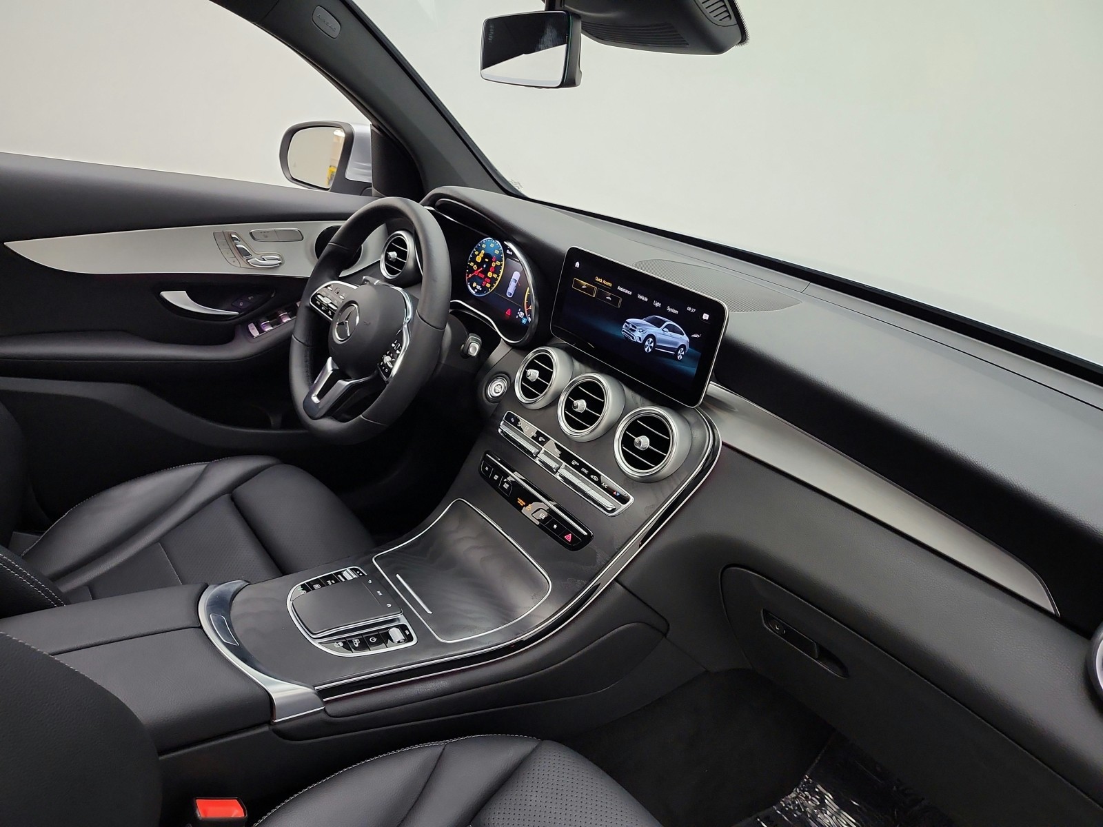 Certified Used 2023 Cirrus Silver Metallic Mercedes-Benz GLC 300 4MATIC® Coupe image 19