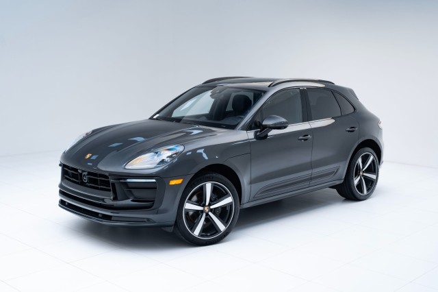2024  Macan  in , 