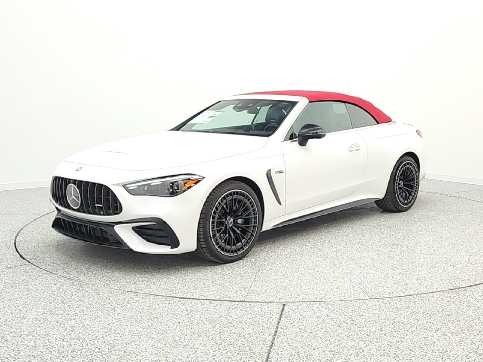 New 2026 MANUFAKTUR Moonlight White Metallic Mercedes-Benz AMG® CLE 53 image 17