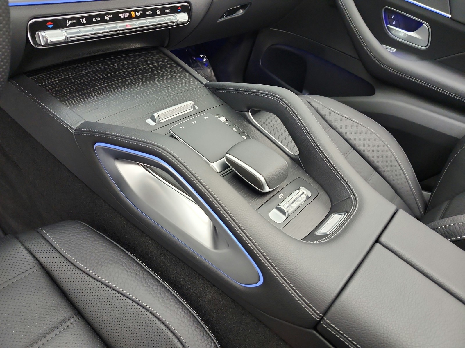 New 2026 Obsidian Black Metallic Mercedes-Benz GLS 450 4MATIC® SUV image 10