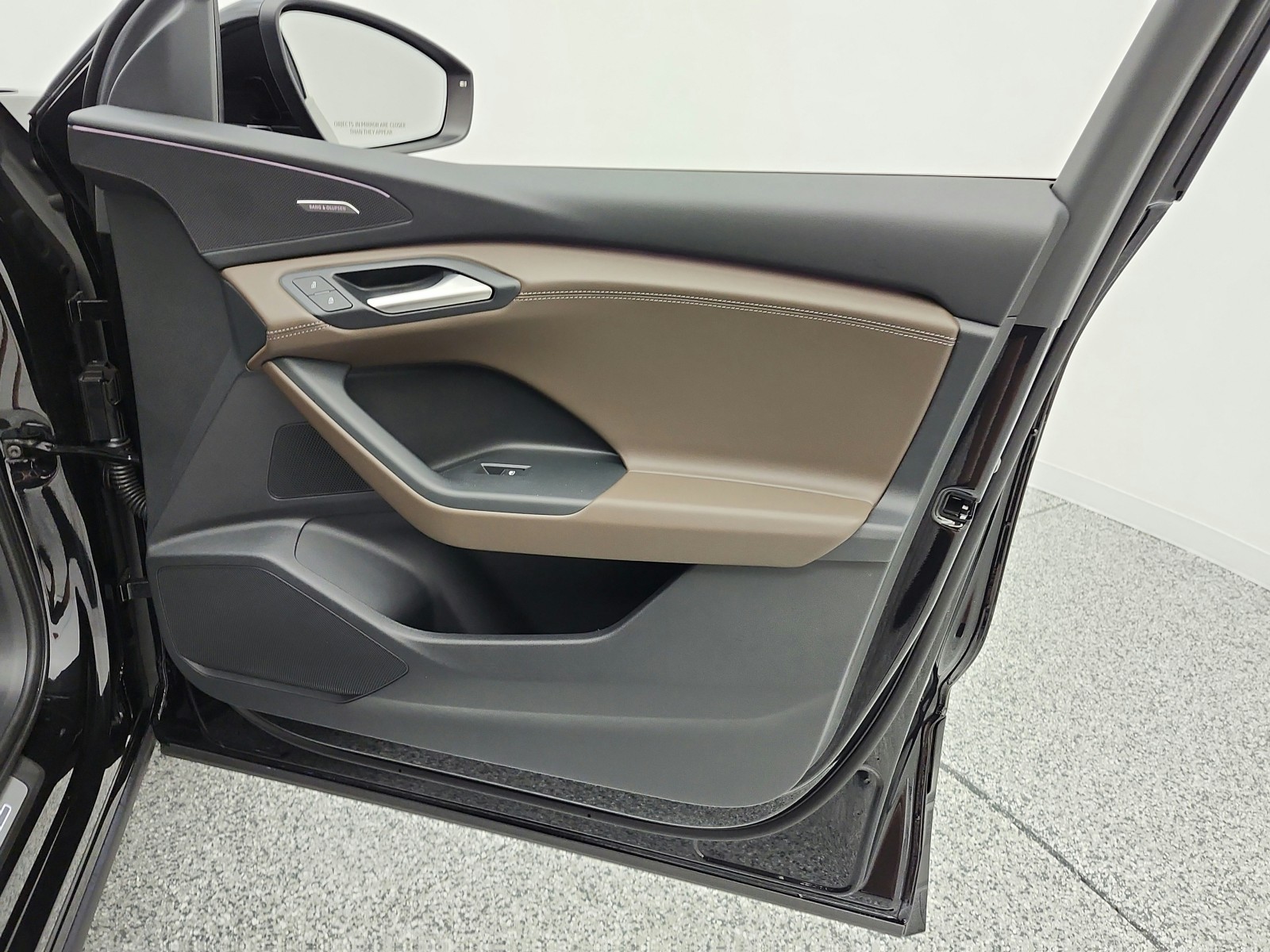 Used 2025 Mythos Black Metallic Audi Premium Plus RWD image 22