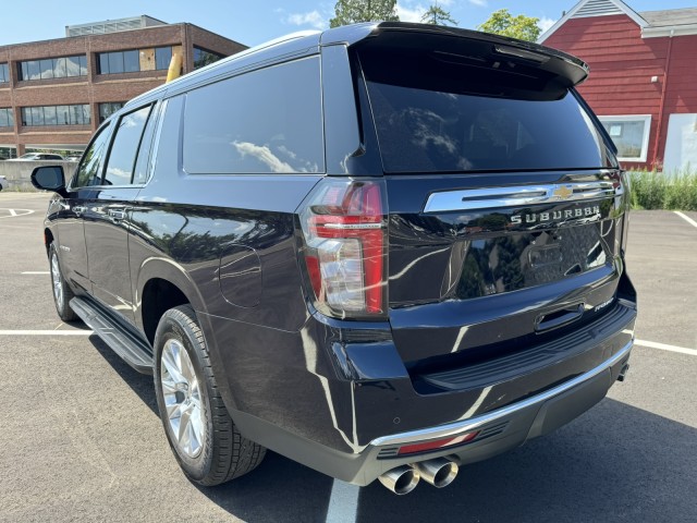 2023 Chevrolet Suburban Premier 3