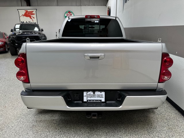 2007 Dodge Ram 3500 SLT DRW RWD Mega Cab 5.9L-Cummins in , 