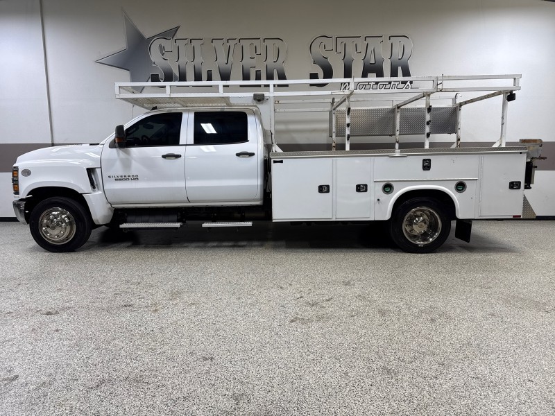 2020 Chevrolet Silverado MD 5500 Duramax RWD Utility/ Service Bed in , 