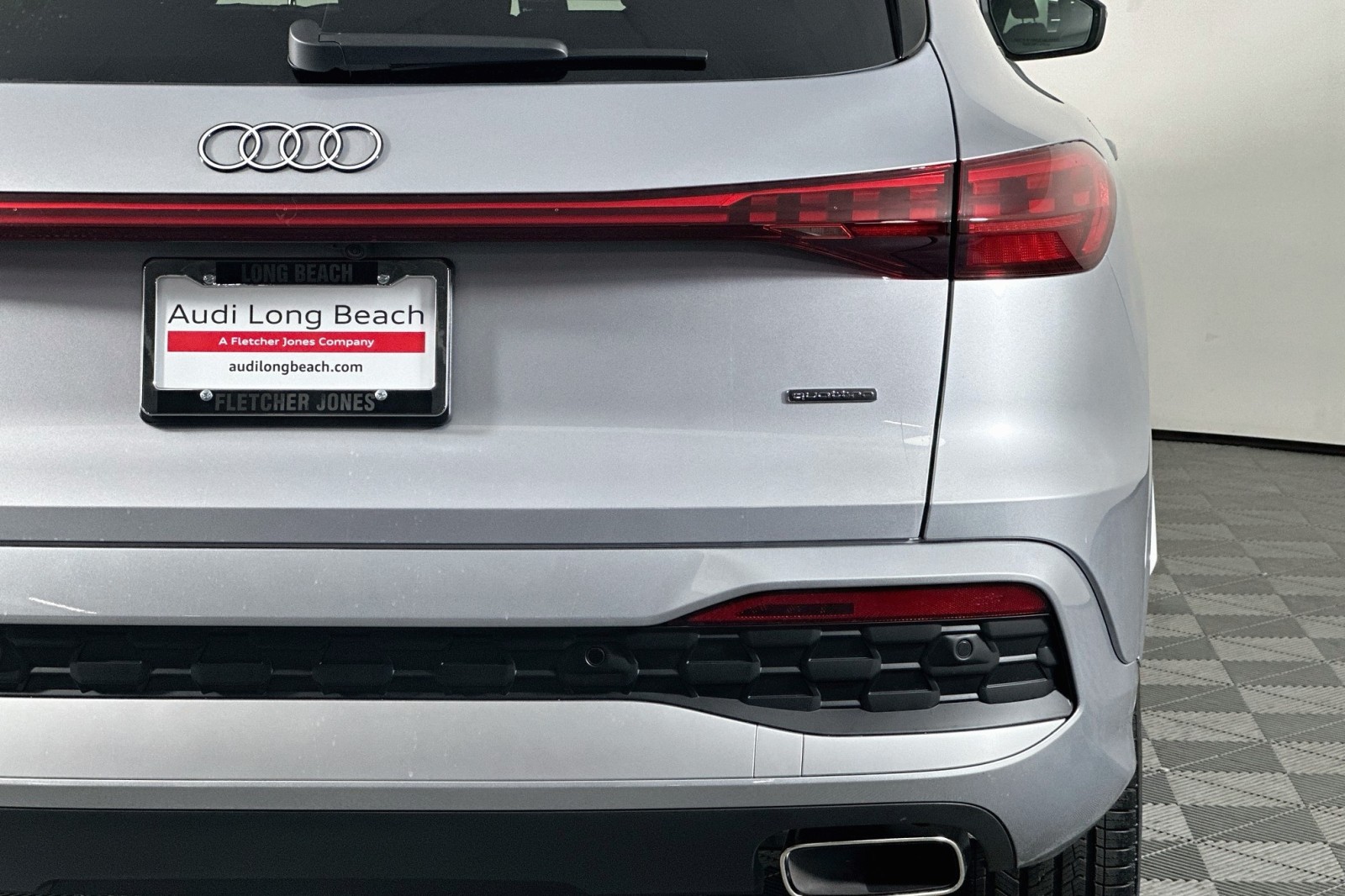 New 2026 Florett Silver Metallic Audi Premium Plus image 16