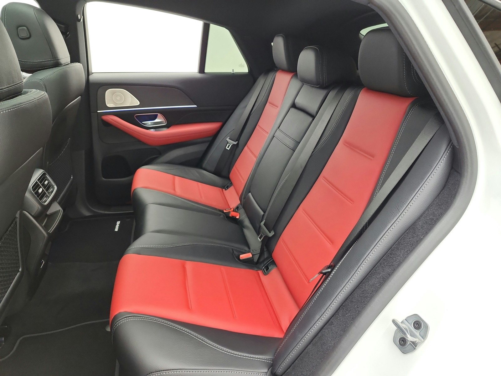 New 2026 Polar White Mercedes-Benz GLE 450 4MATIC® Coupe image 11