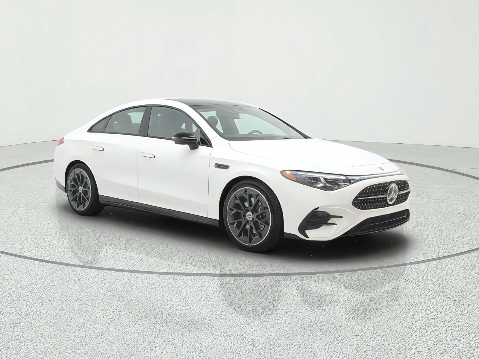New 2027 Polar White Mercedes-Benz CLA 220 Hybrid FWD image 3