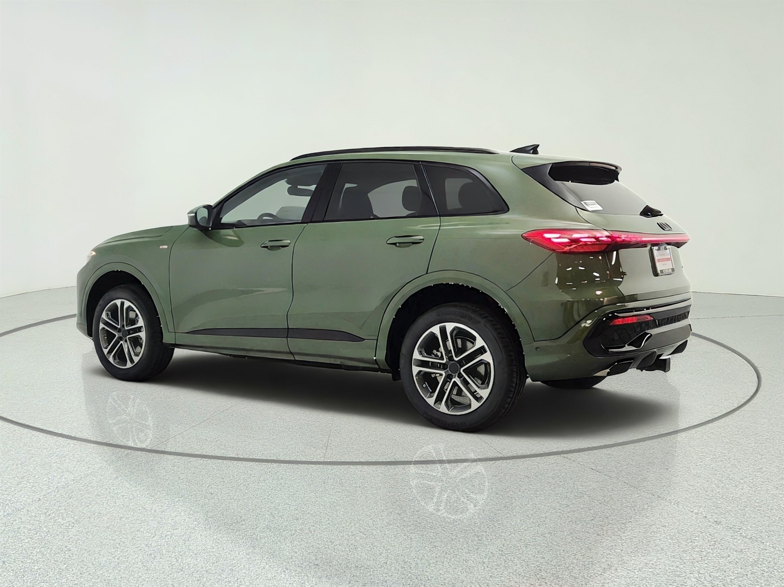 New 2026 District Green Metallic Audi Premium 2.0 TFSI quattro image 7