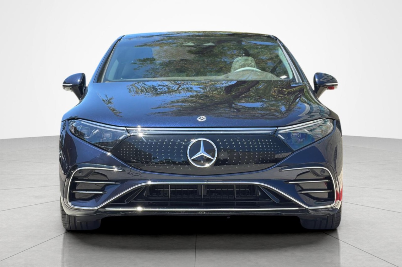 Certified Used 2024 Nautical Blue Metallic Mercedes-Benz EQS 450 image 8