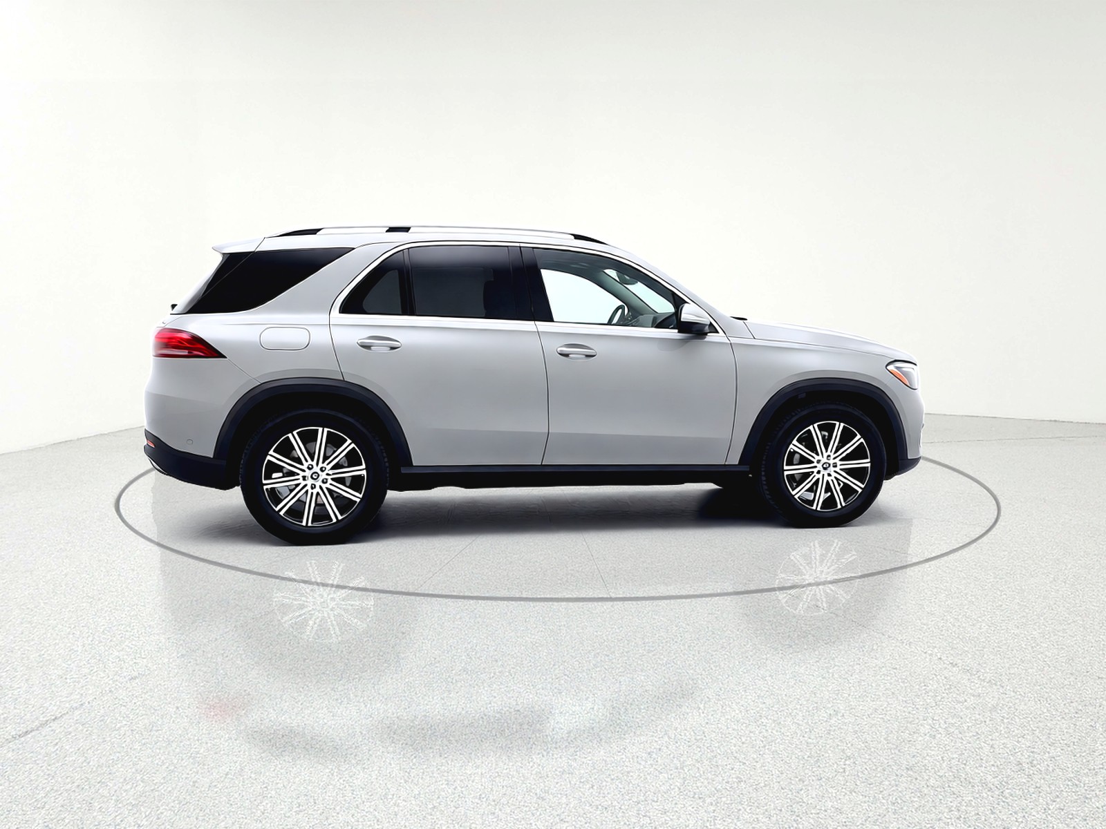 New 2026 MANUFAKTUR Alpine Grey Mercedes-Benz GLE 350 image 22