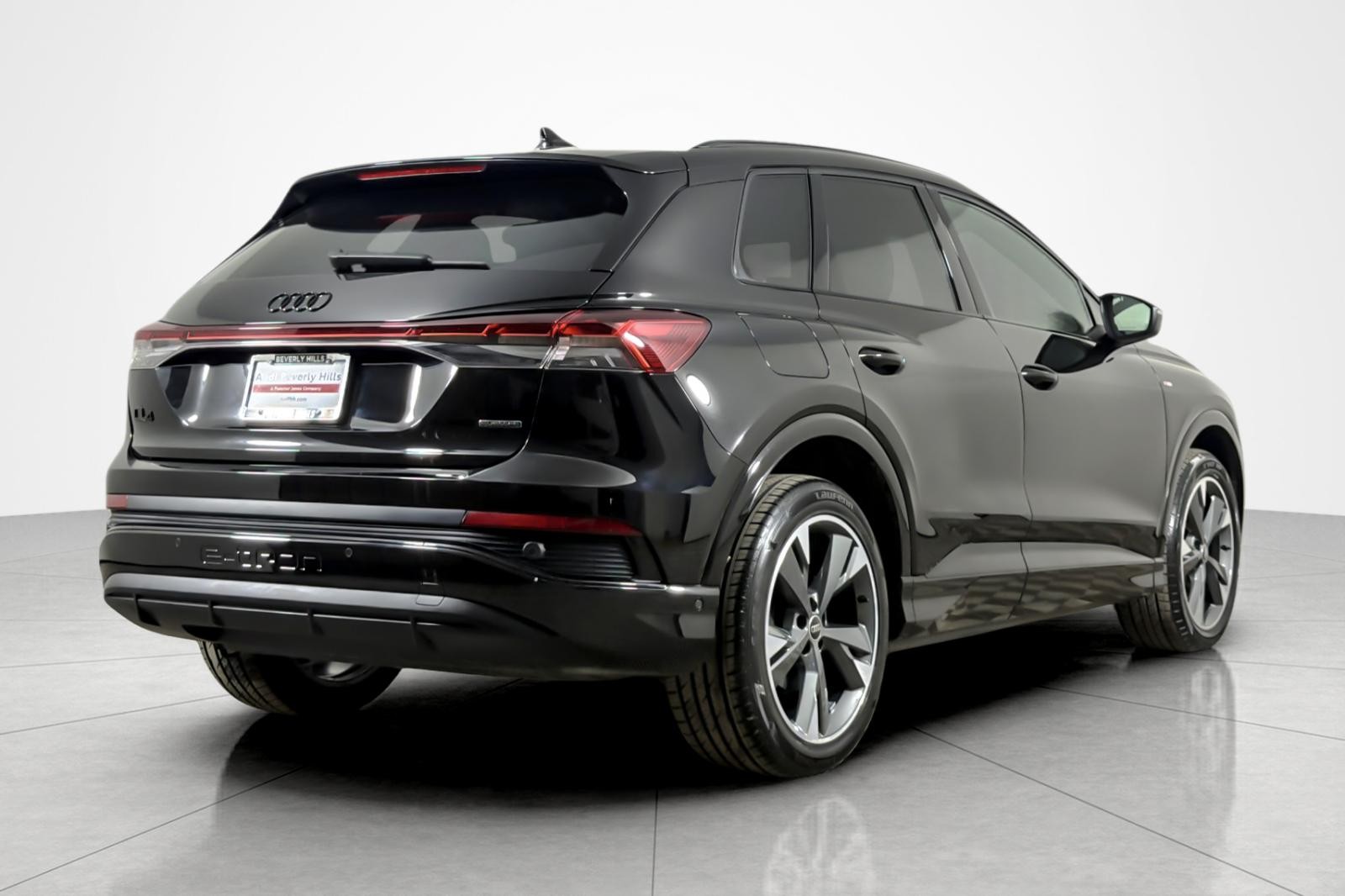 Certified Used 2023 Mythos Black Metallic Audi Prestige 50 quattro image 5