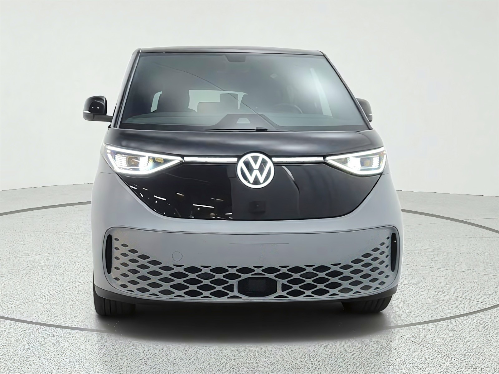 Used 2025 Deep Black Pearl Volkswagen Pro S image 2