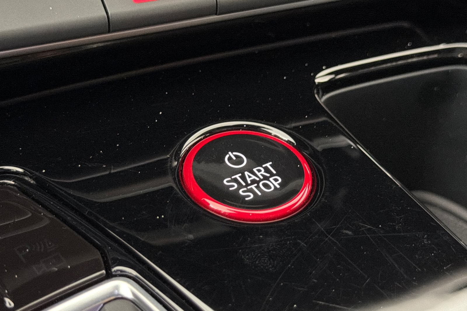 Used 2024 Ibis White Audi Prestige quattro image 21