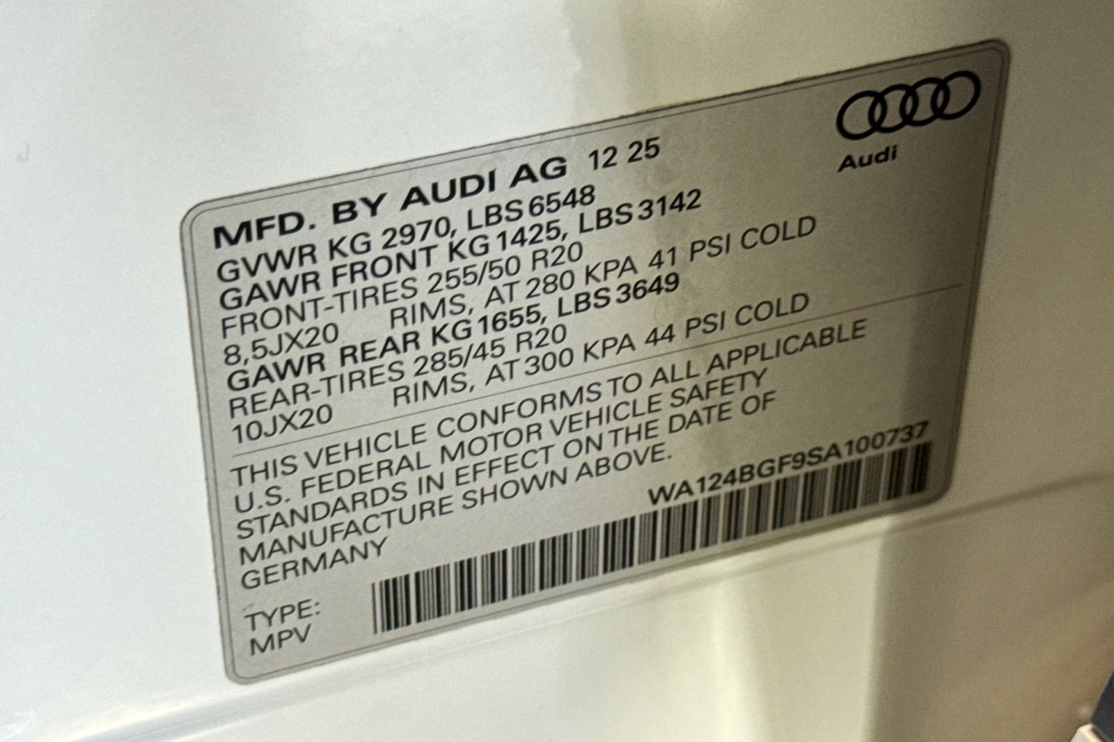 New 2025 Glacier White Metallic Audi Premium Plus quattro image 29