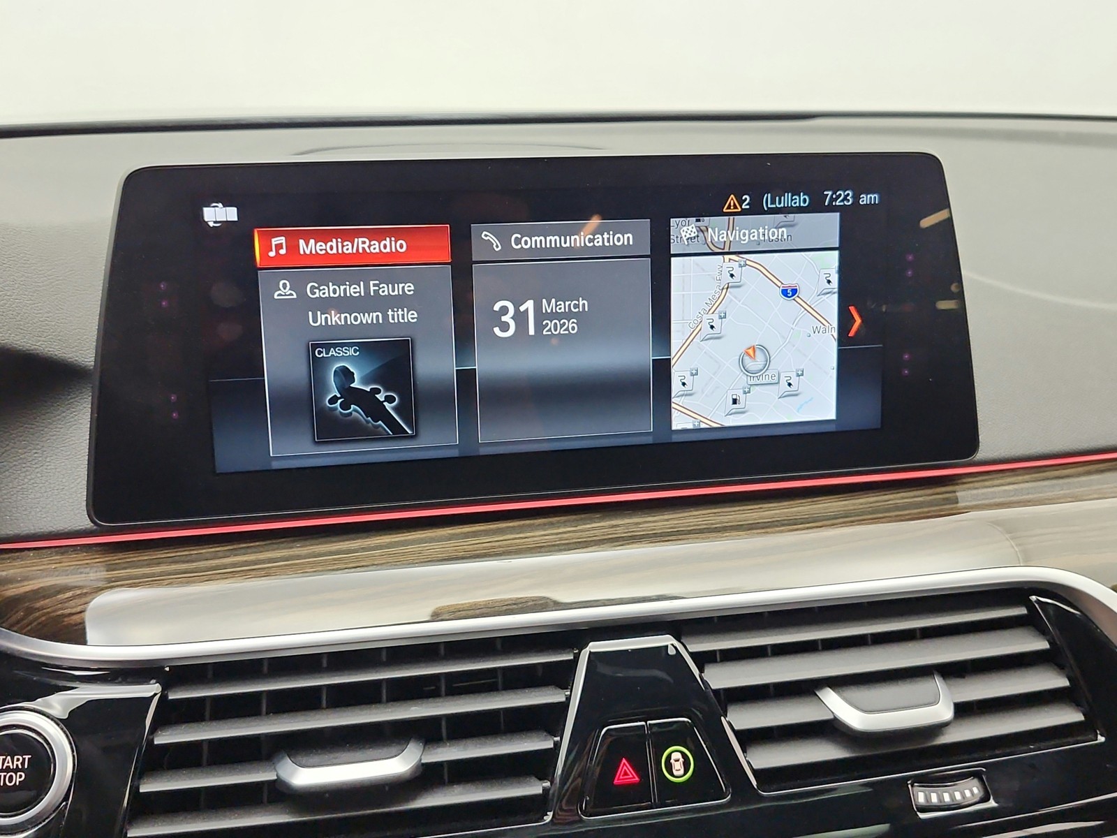 Used 2018 Jet Black BMW 530e iPerformance Plug-In Hybrid image 10